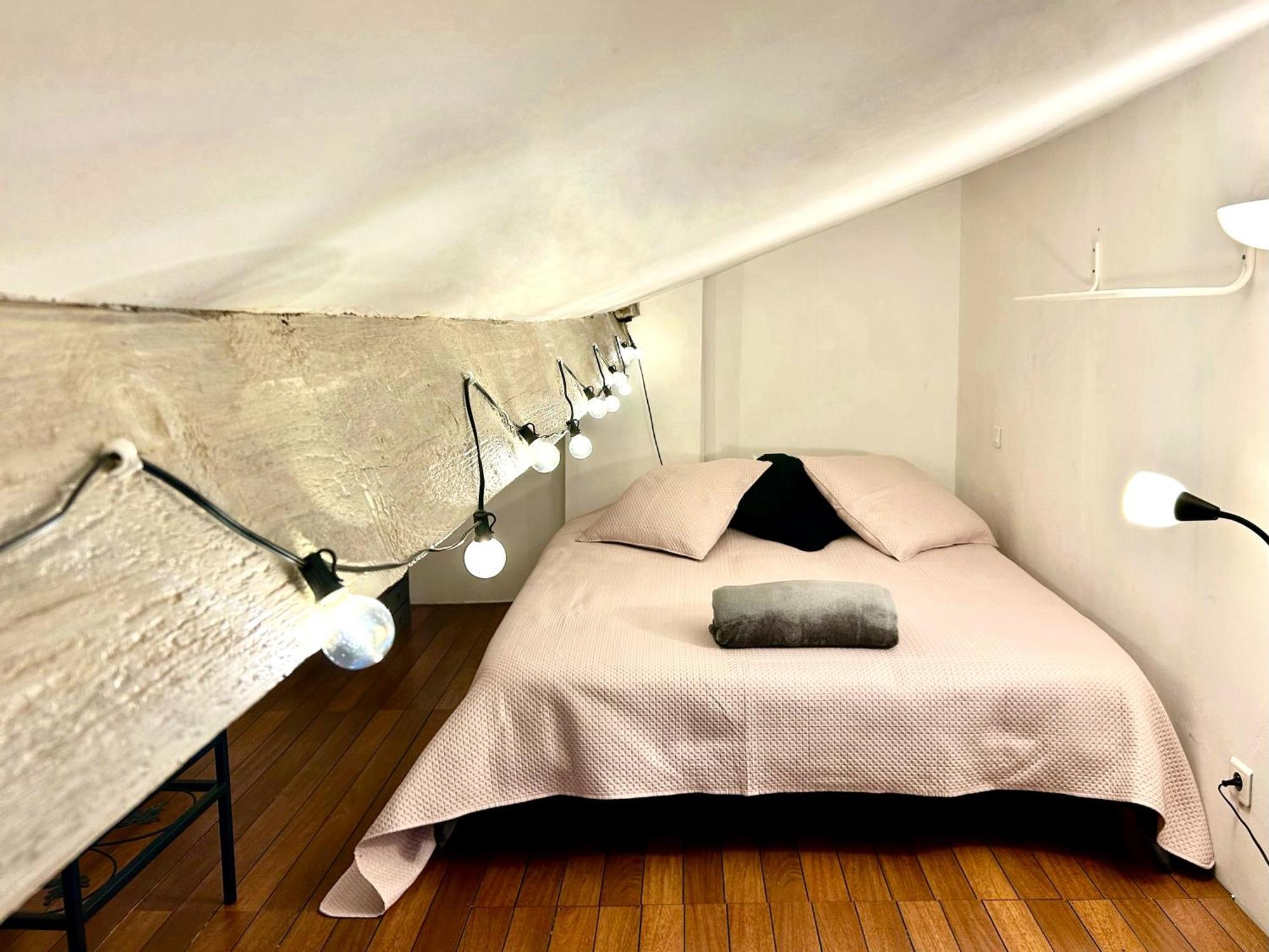 Lovely & Cozy Duplex Heart Of Nice With Bathtub! Екстериор снимка